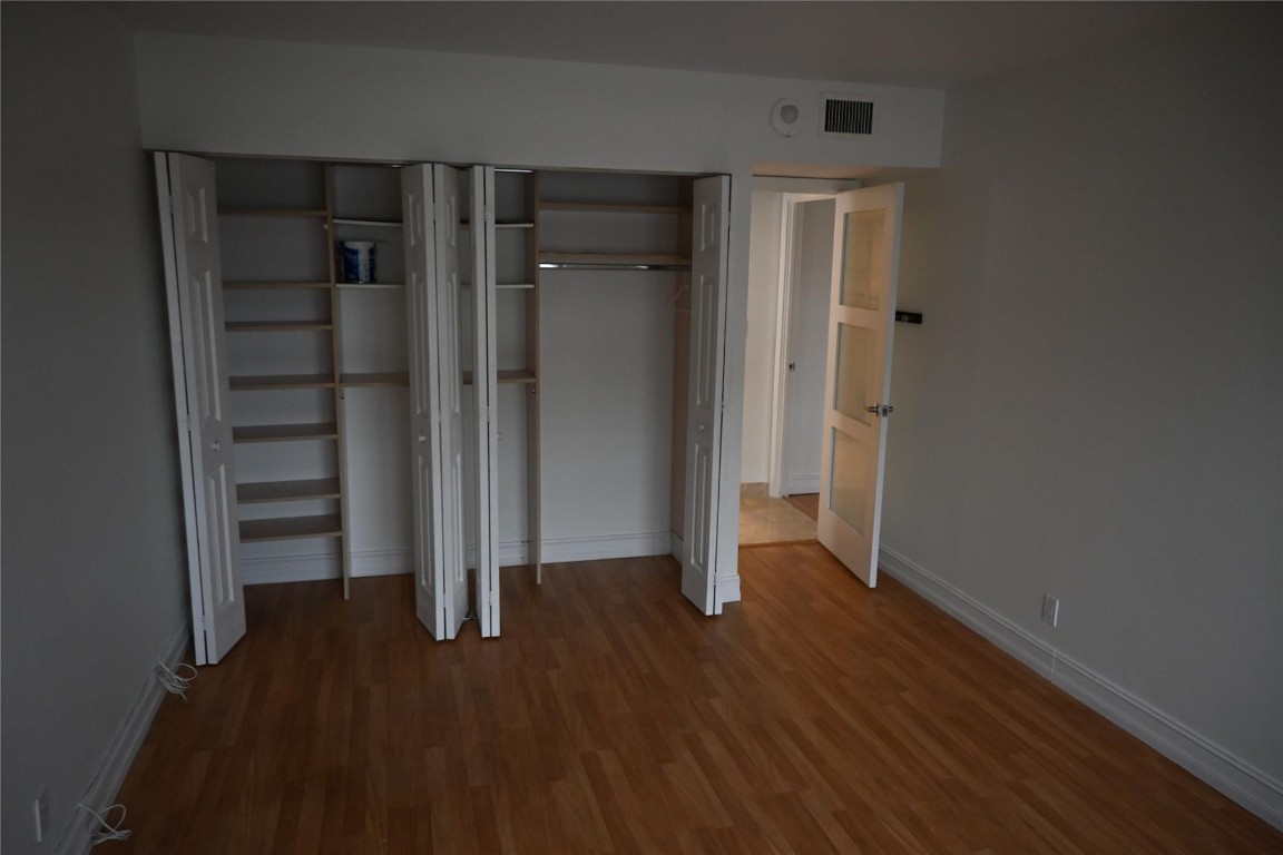 The Hampton Beach Club Co - Residential Lease