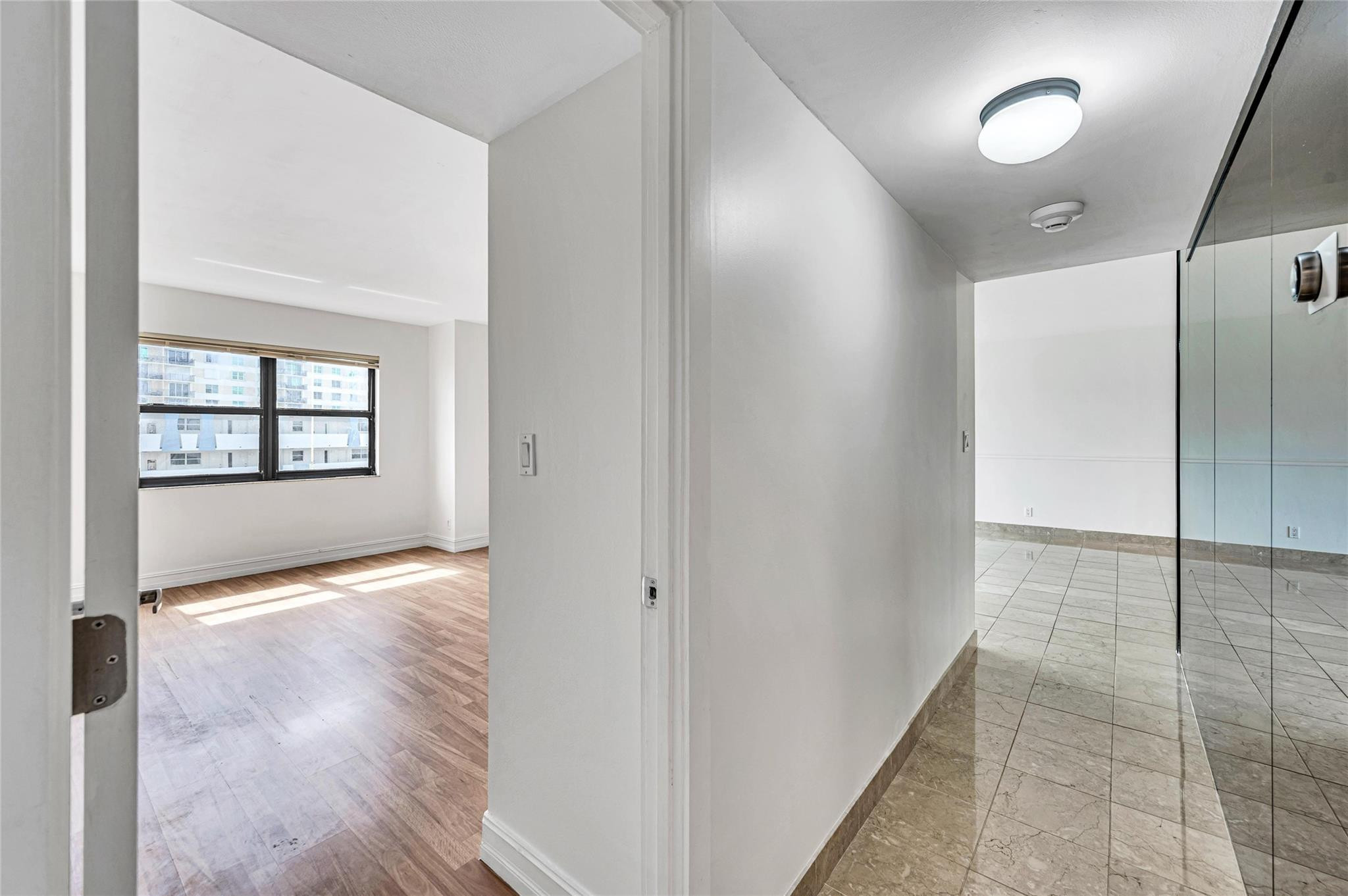 The Hampton Beach Club Co - Residential Lease