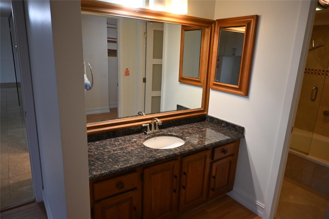 The Hampton Beach Club Co - Residential Lease