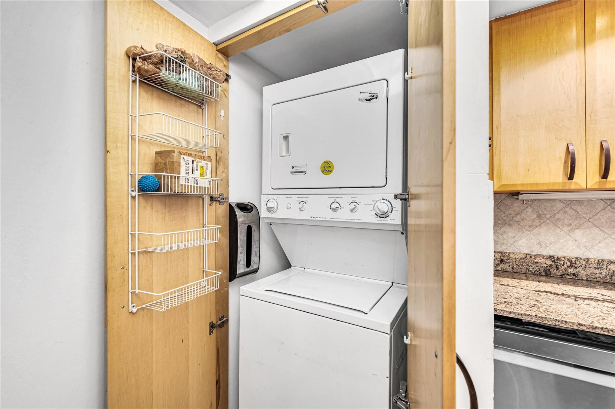 The Hampton Beach Club Co - Residential Lease