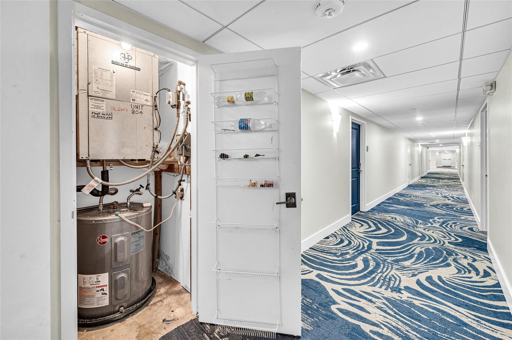 The Hampton Beach Club Co - Residential Lease