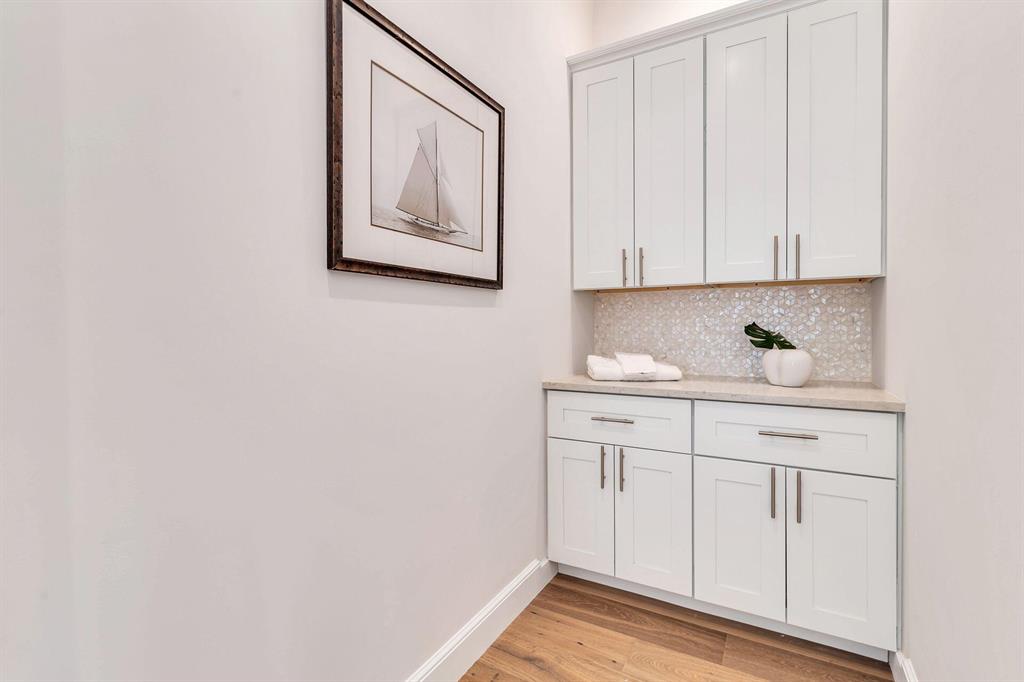 MONCEAUX - Residential