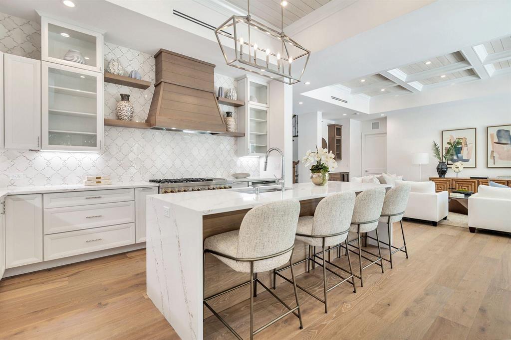 MONCEAUX - Residential