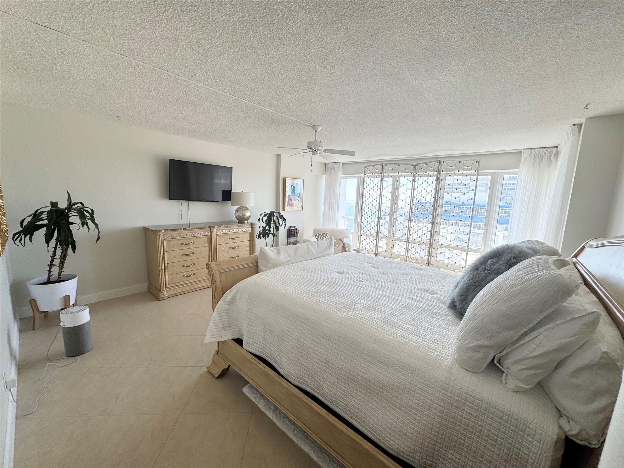 GALLEON CONDO - Residential Lease