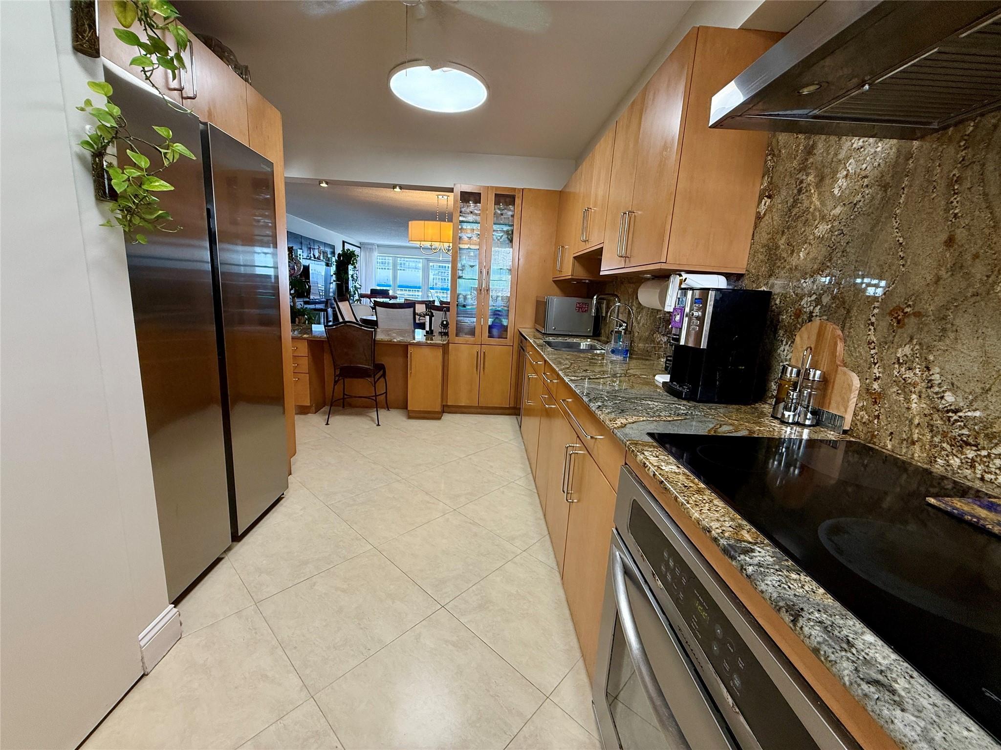 GALLEON CONDO - Residential Lease