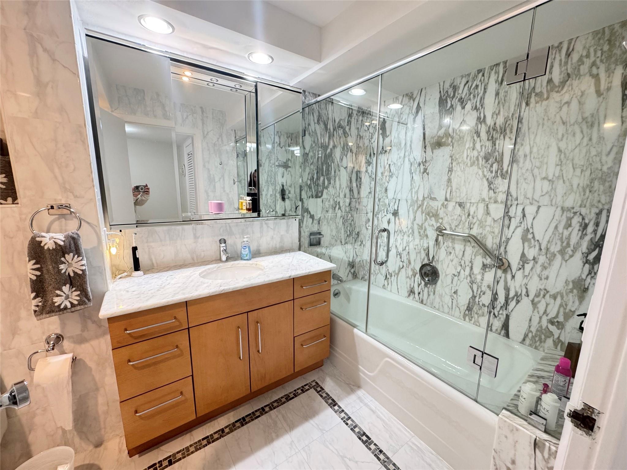 GALLEON CONDO - Residential Lease