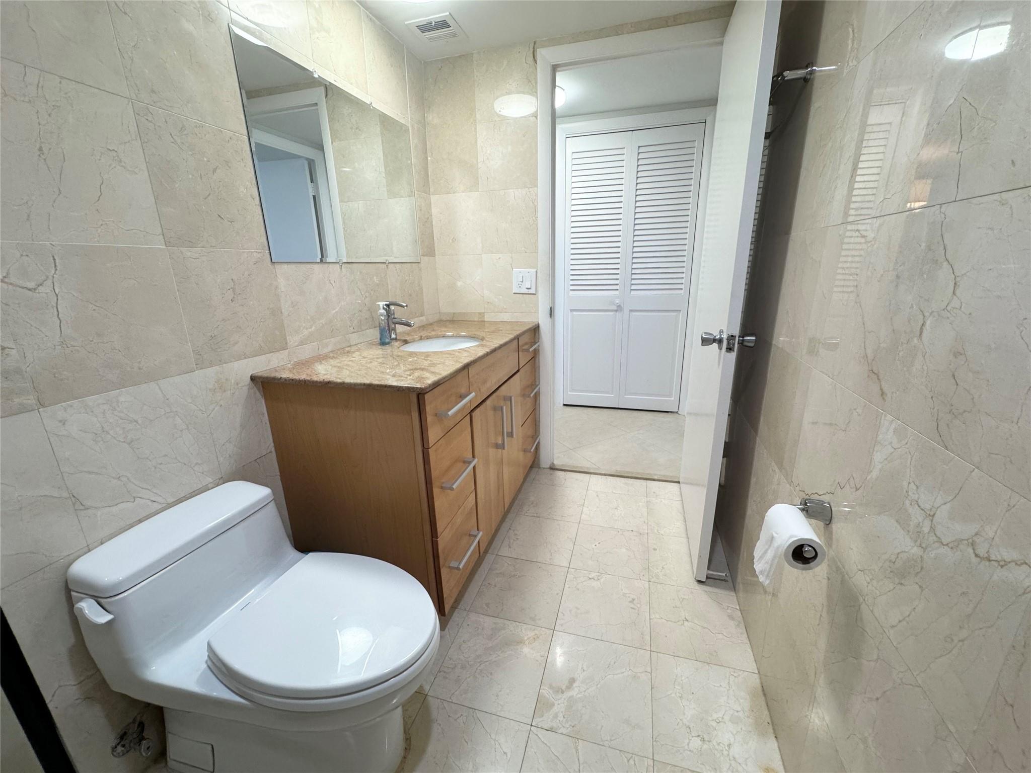 GALLEON CONDO - Residential Lease