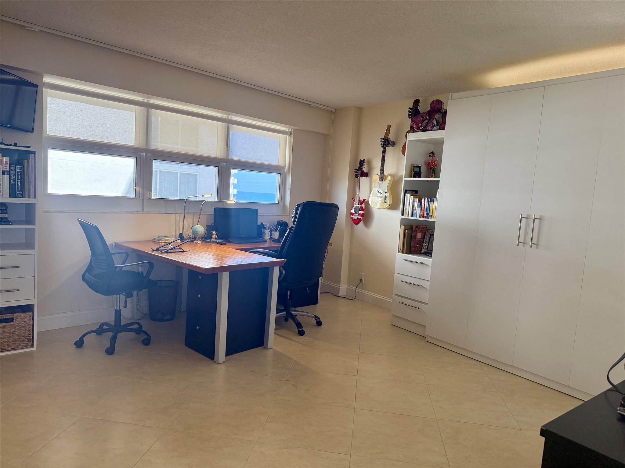 GALLEON CONDO - Residential Lease