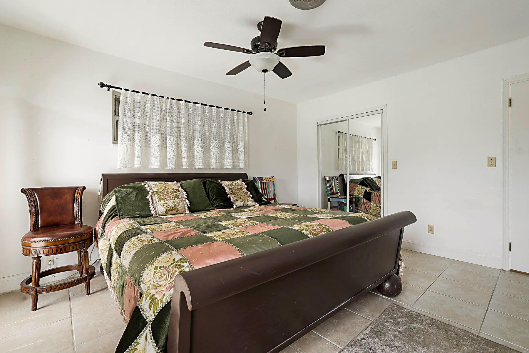 Venetian Isles 3rd Sec 47 - Residential