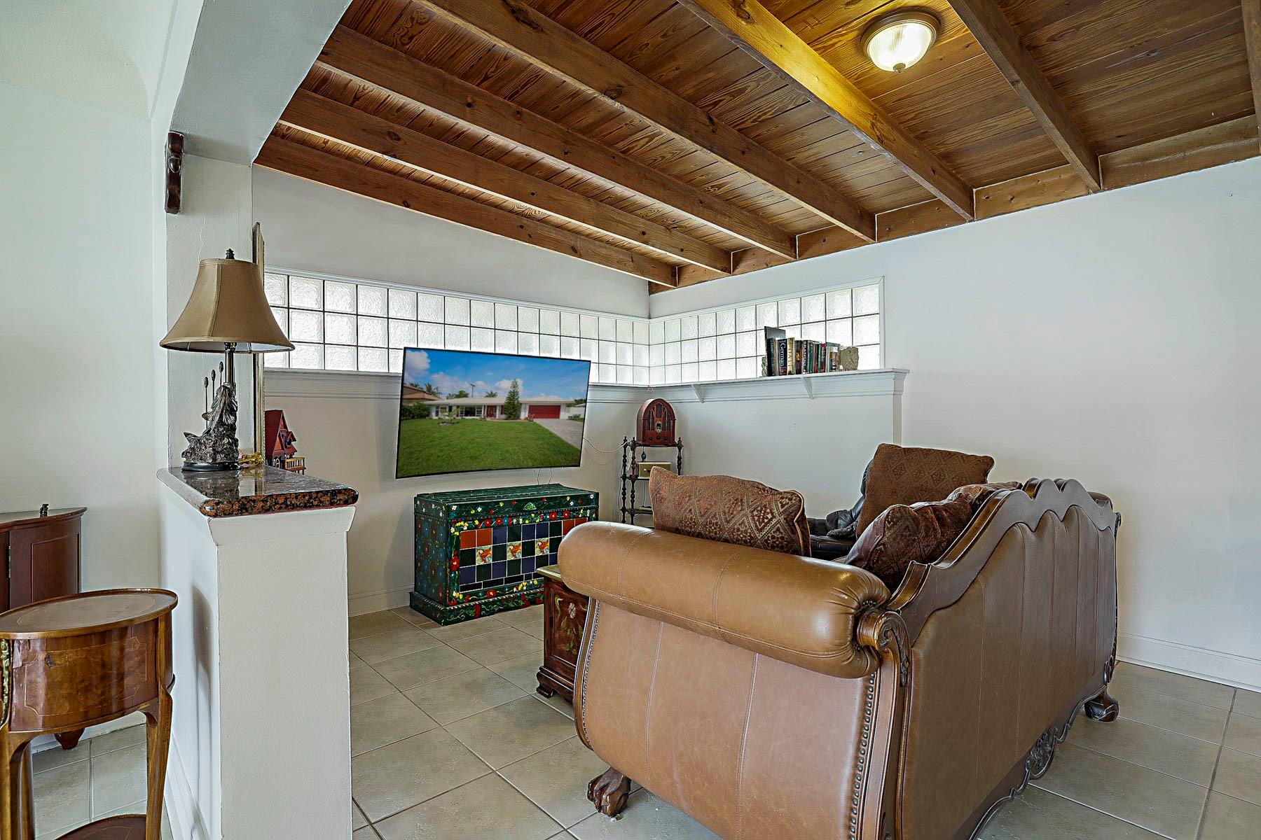 Venetian Isles 3rd Sec 47 - Residential