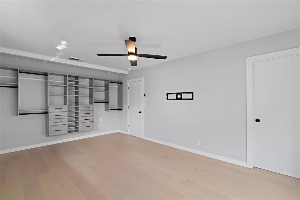 BREAKWATER - Residential Lease