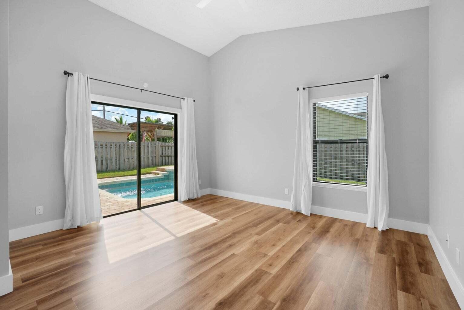 NORTH PALM BEACH HEIGHTS - Residential Lease