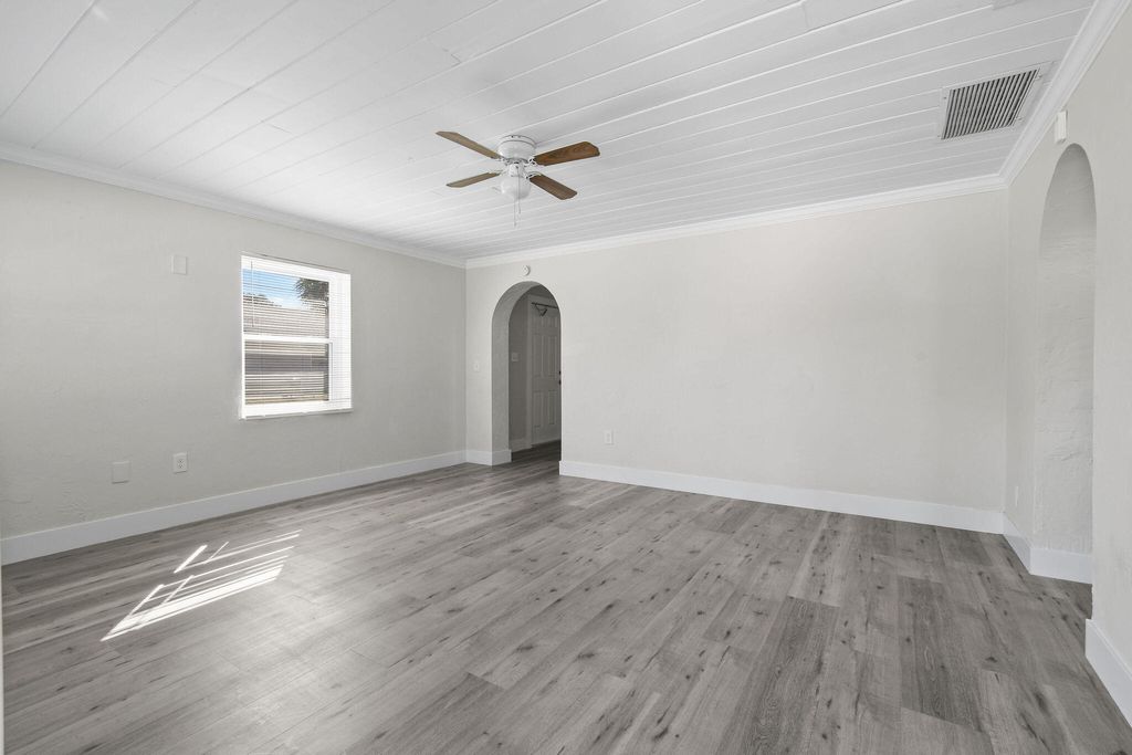 Photo of 1301 W 25th Street, Riviera Beach, FL 33404 (MLS # B26024019)