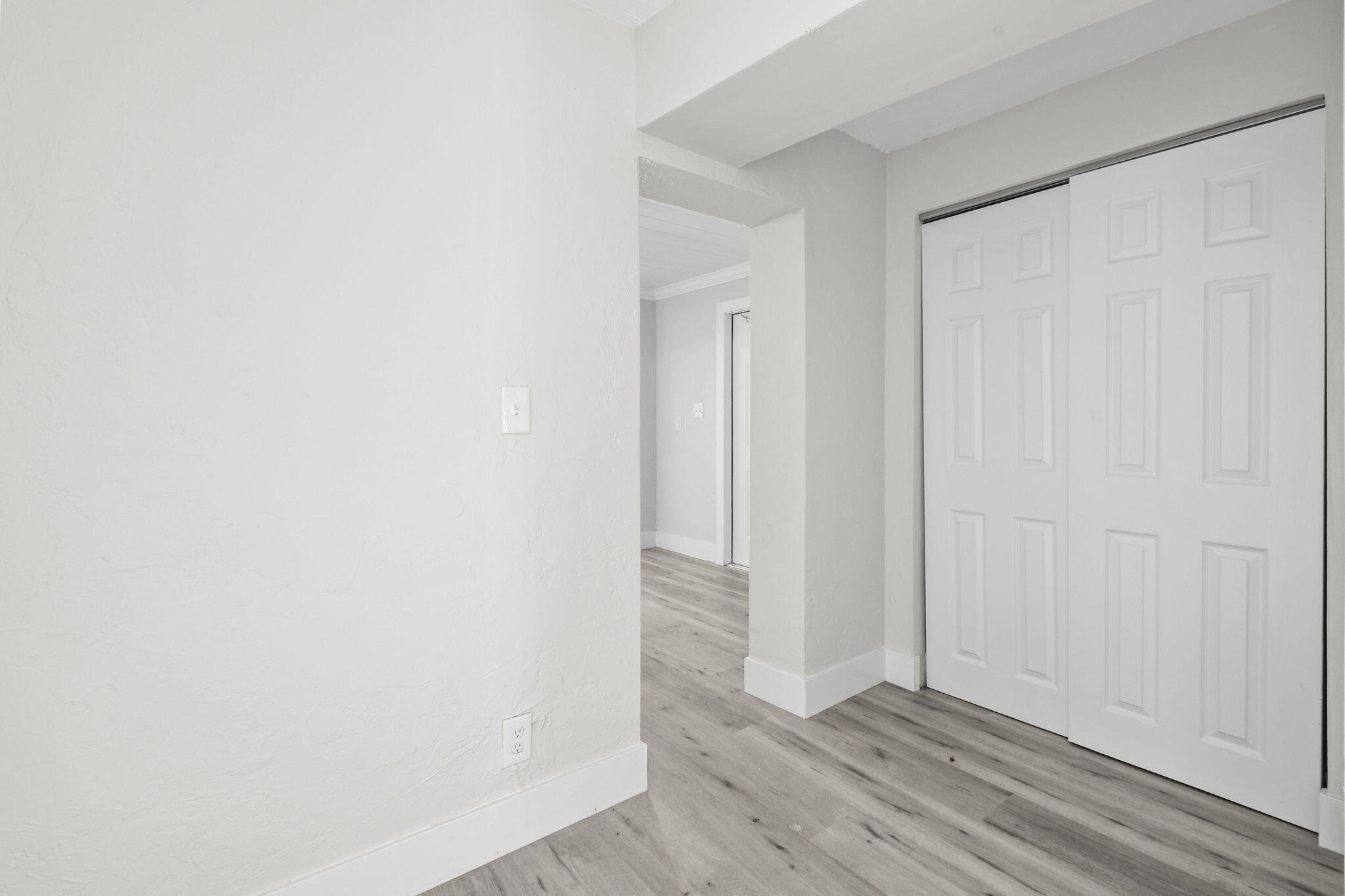 MONROE HEIGHTS - Residential
