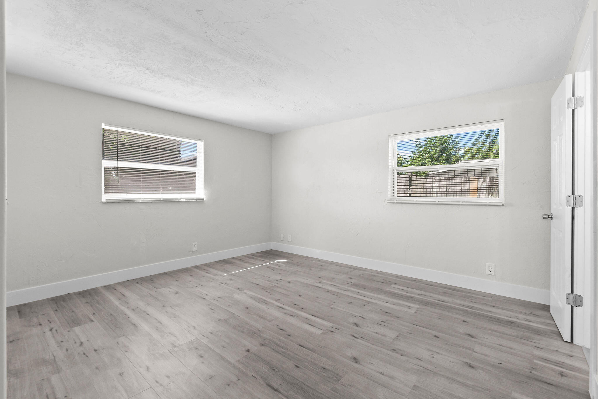 MONROE HEIGHTS - Residential