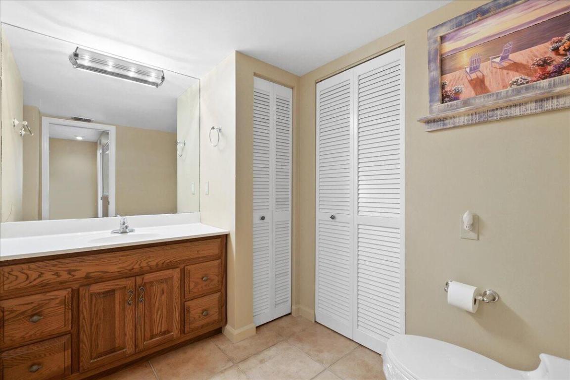 SEA LOFTERS CONDO - Residential