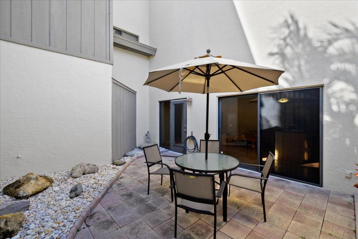 SEA LOFTERS CONDO - Residential