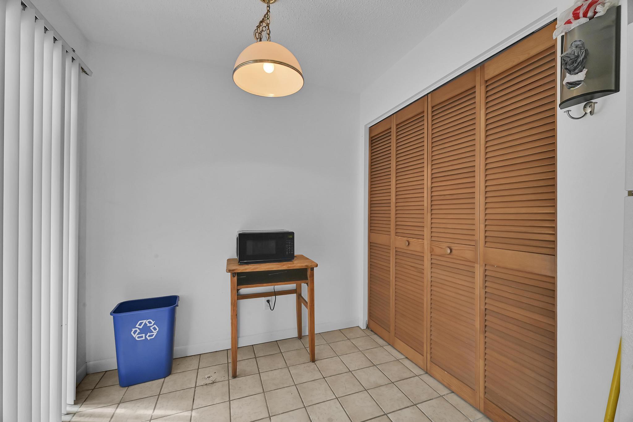 PORT ST LUCIE SECTION 33 - Residential