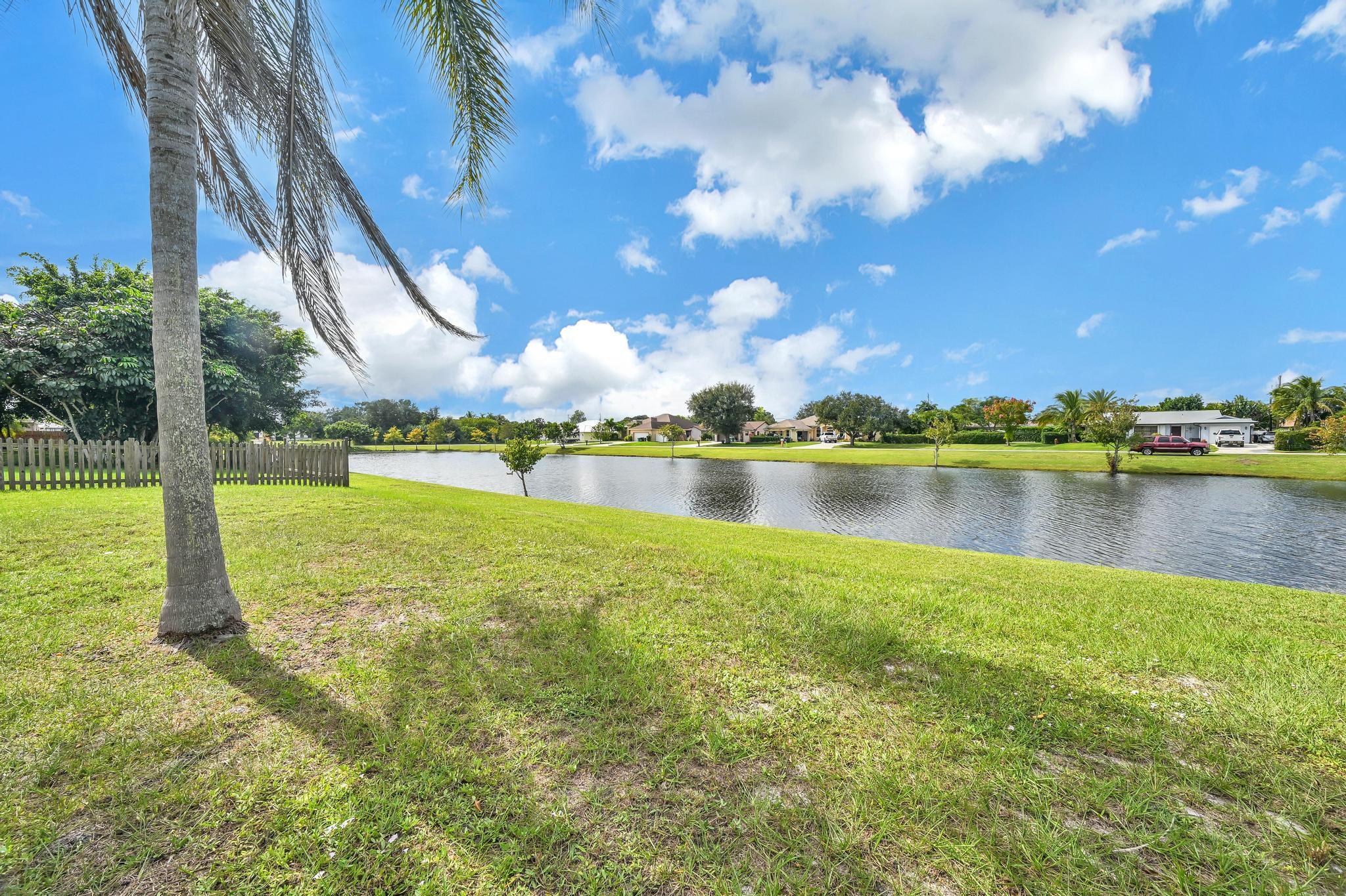 PORT ST LUCIE SECTION 33 - Residential