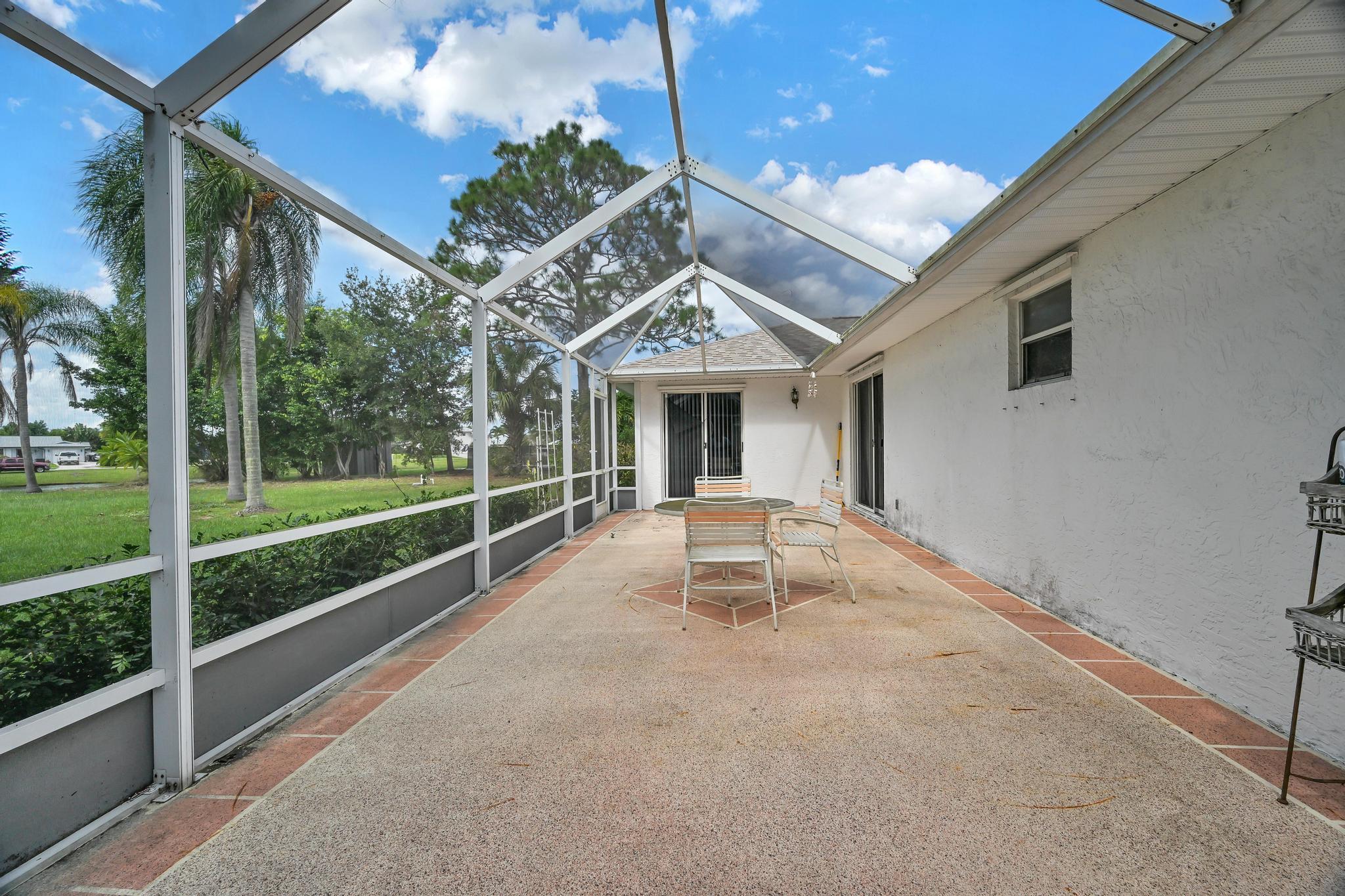 PORT ST LUCIE SECTION 33 - Residential