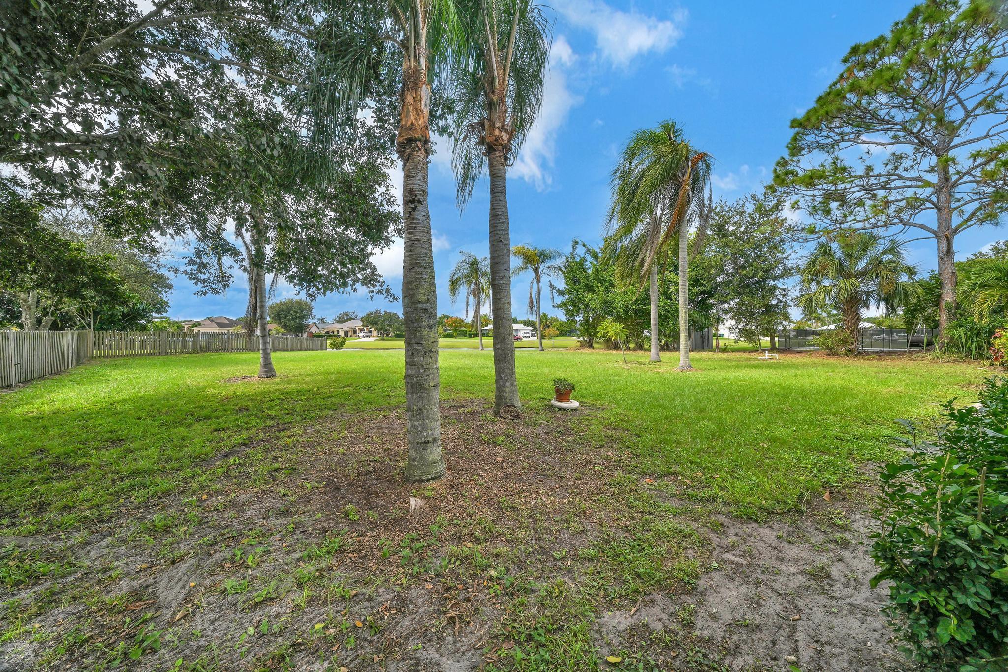 PORT ST LUCIE SECTION 33 - Residential