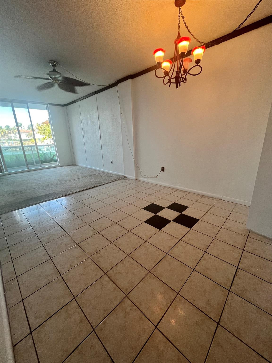 STRATFORD HOUSE CONDO - Residential