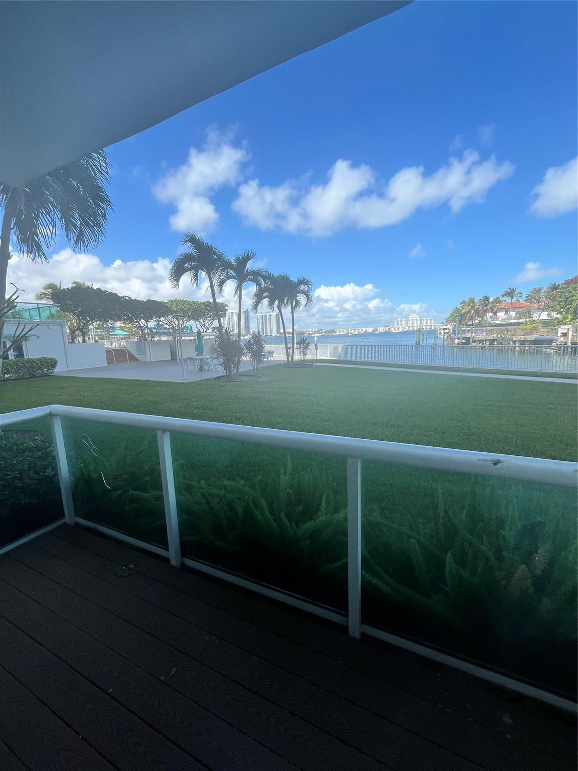 STRATFORD HOUSE CONDO - Residential