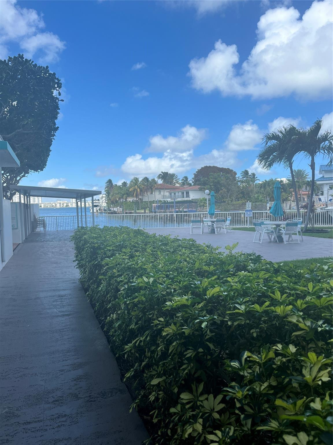 STRATFORD HOUSE CONDO - Residential