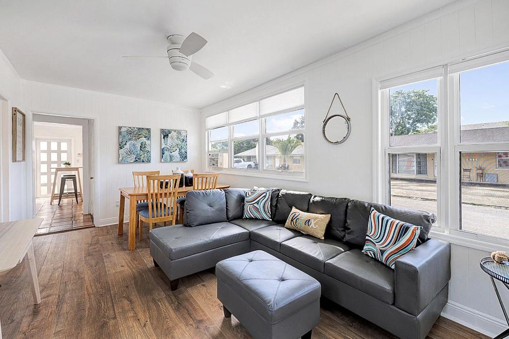 Photo of 232 S L Street, Lake Worth Beach, FL 33460 (MLS # R11042288)