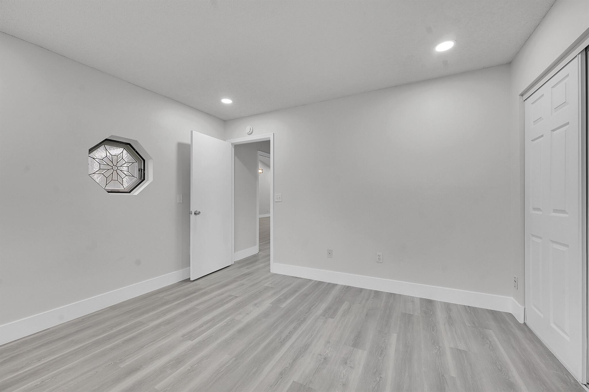 MEADOWLAND COVE 2 OF WELL - Residential