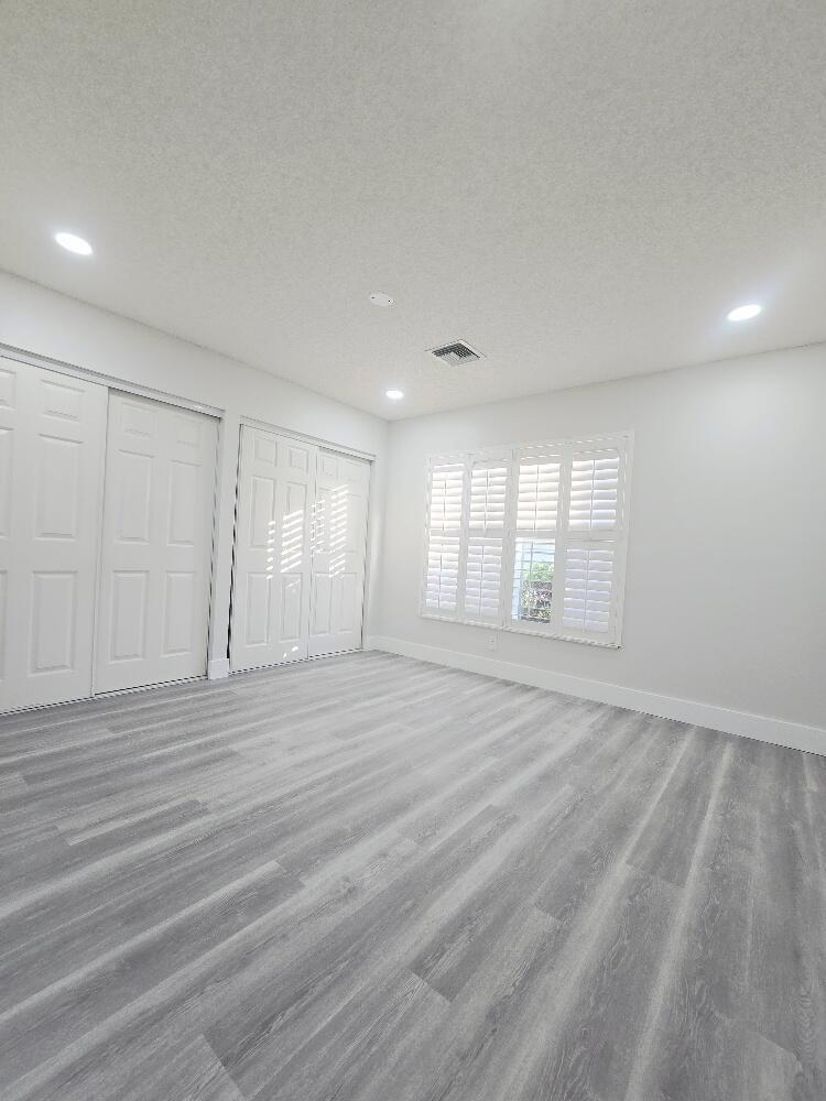 MEADOWLAND COVE 2 OF WELL - Residential