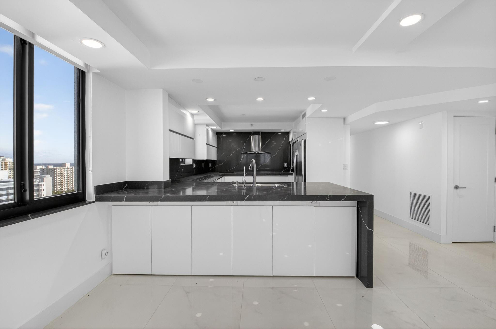 CORONADO AT HIGHLAND BEAC - Residential