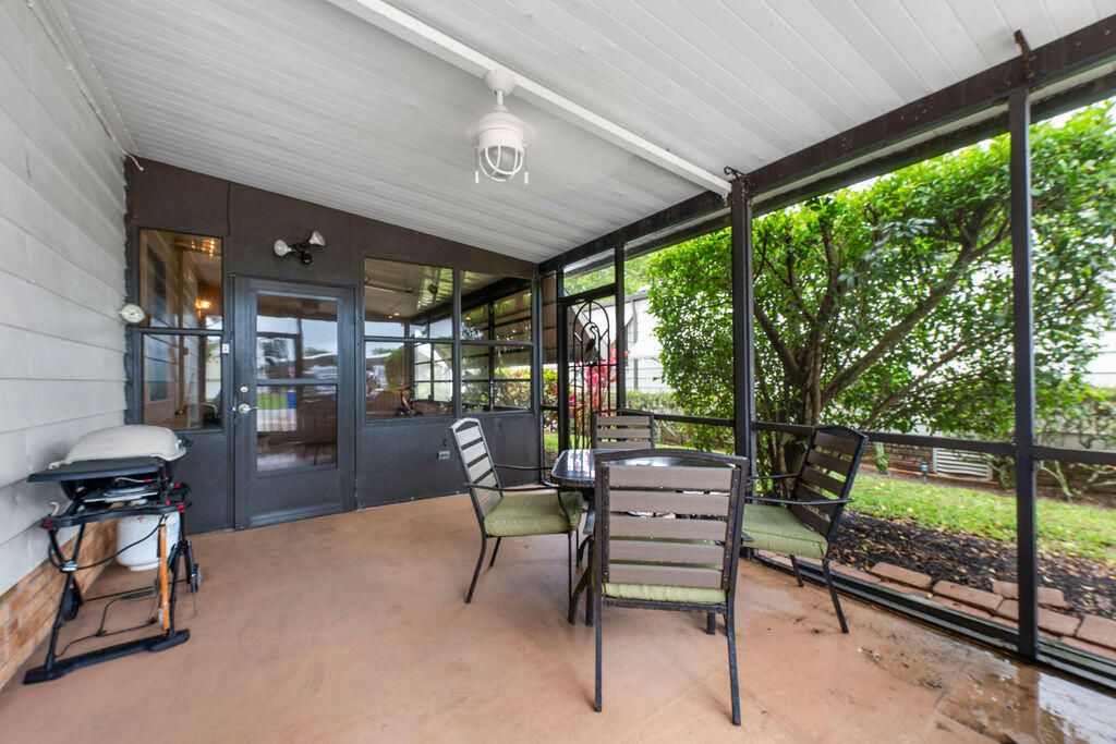 Photo of 7894 SE Saratoga Drive E, Hobe Sound, FL 33455 (MLS # B26013943)