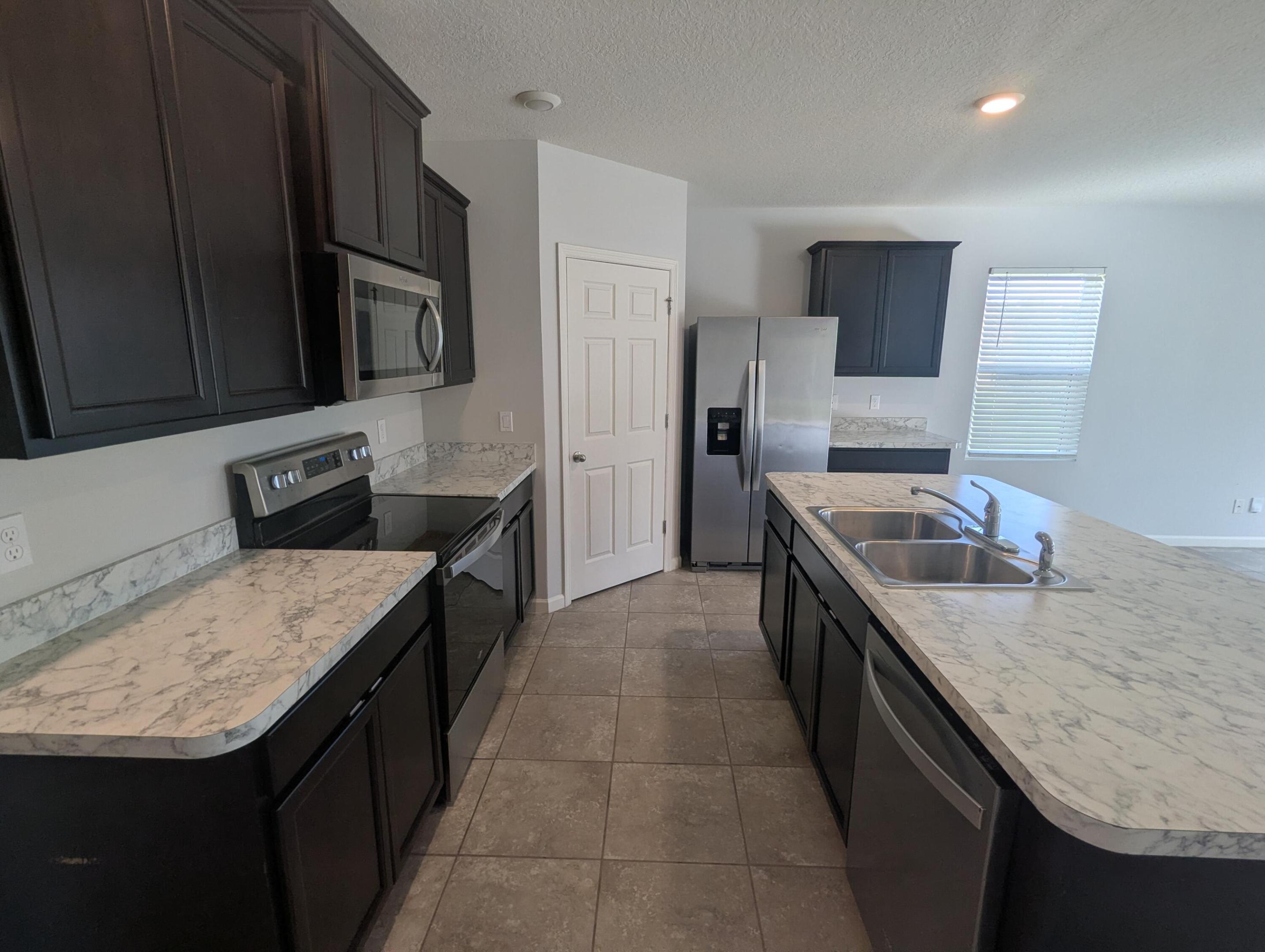 PORT ST LUCIE SECTION 36 - Residential Lease