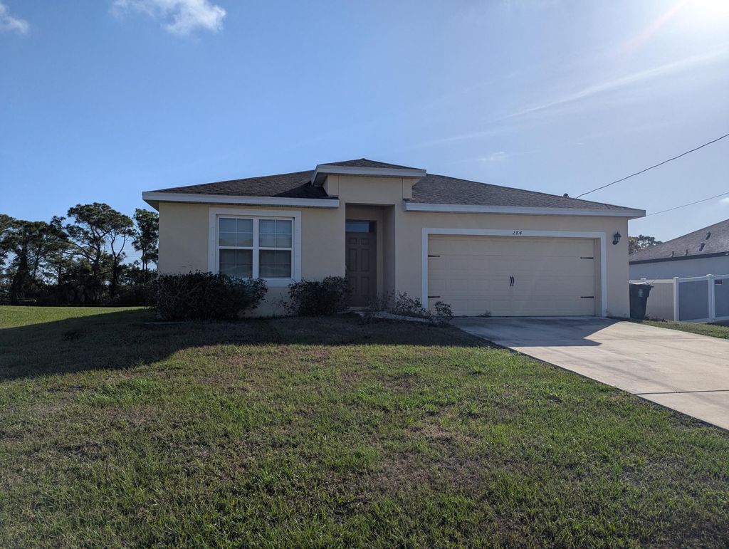 Photo of 284 SW Ridgecrest Drive, Port Saint Lucie, FL 34953 (MLS # R11170042)