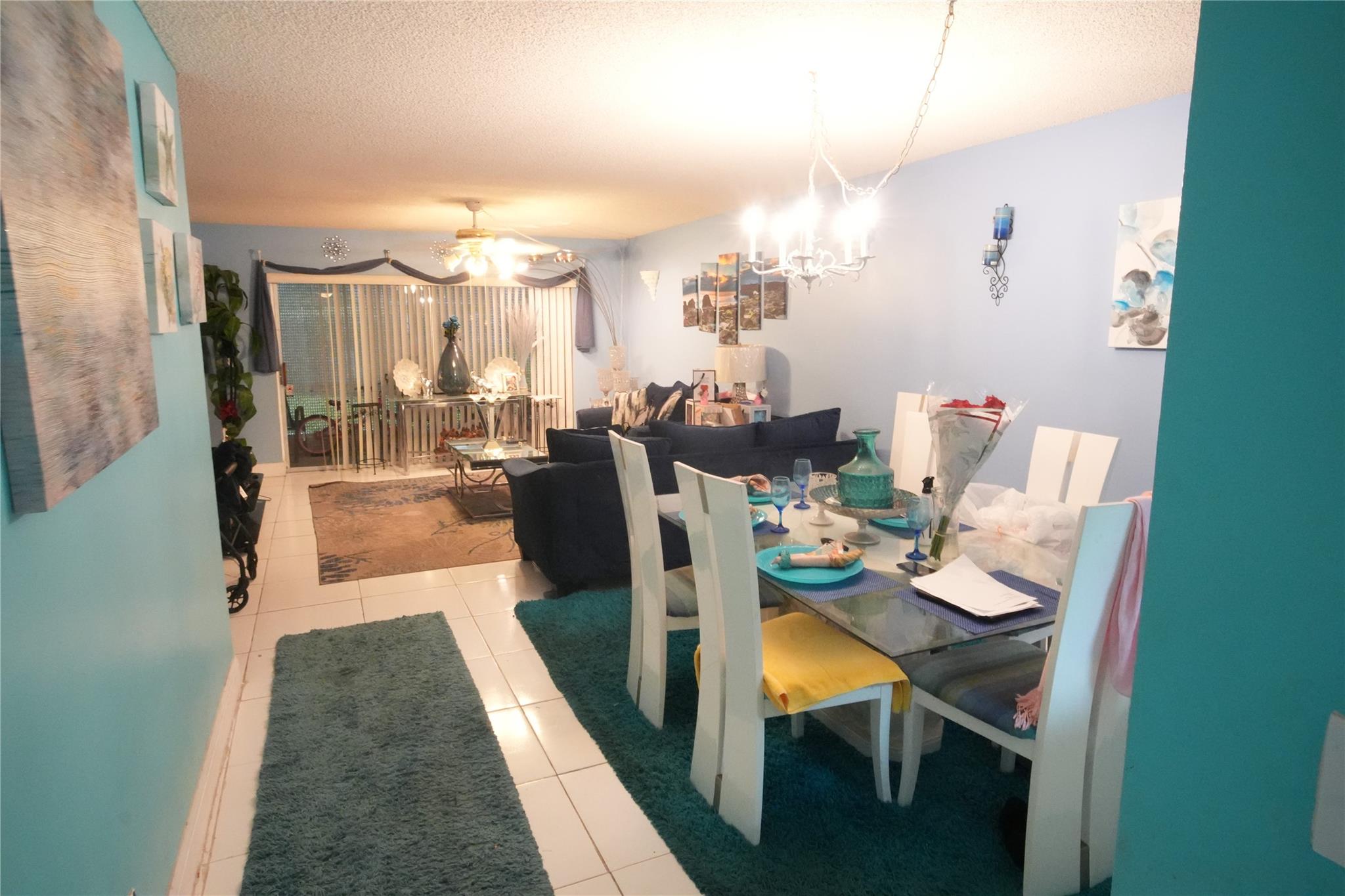 Las Vista In Inverrary - Residential