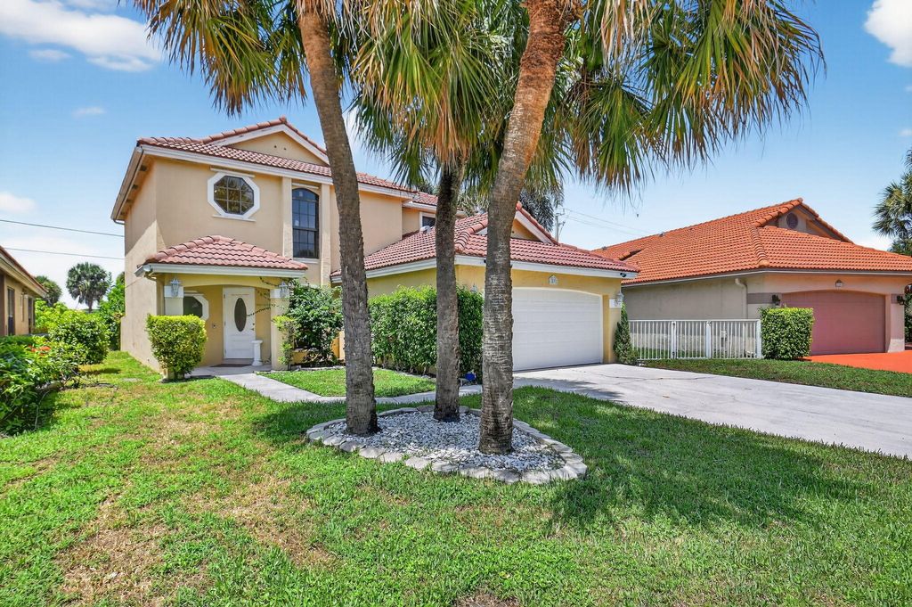Photo of 12271 Sand Wedge Drive, Boynton Beach, FL 33437 (MLS # R11119285)