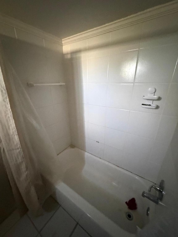 MIDPORT PLACE I A CONDO - Residential