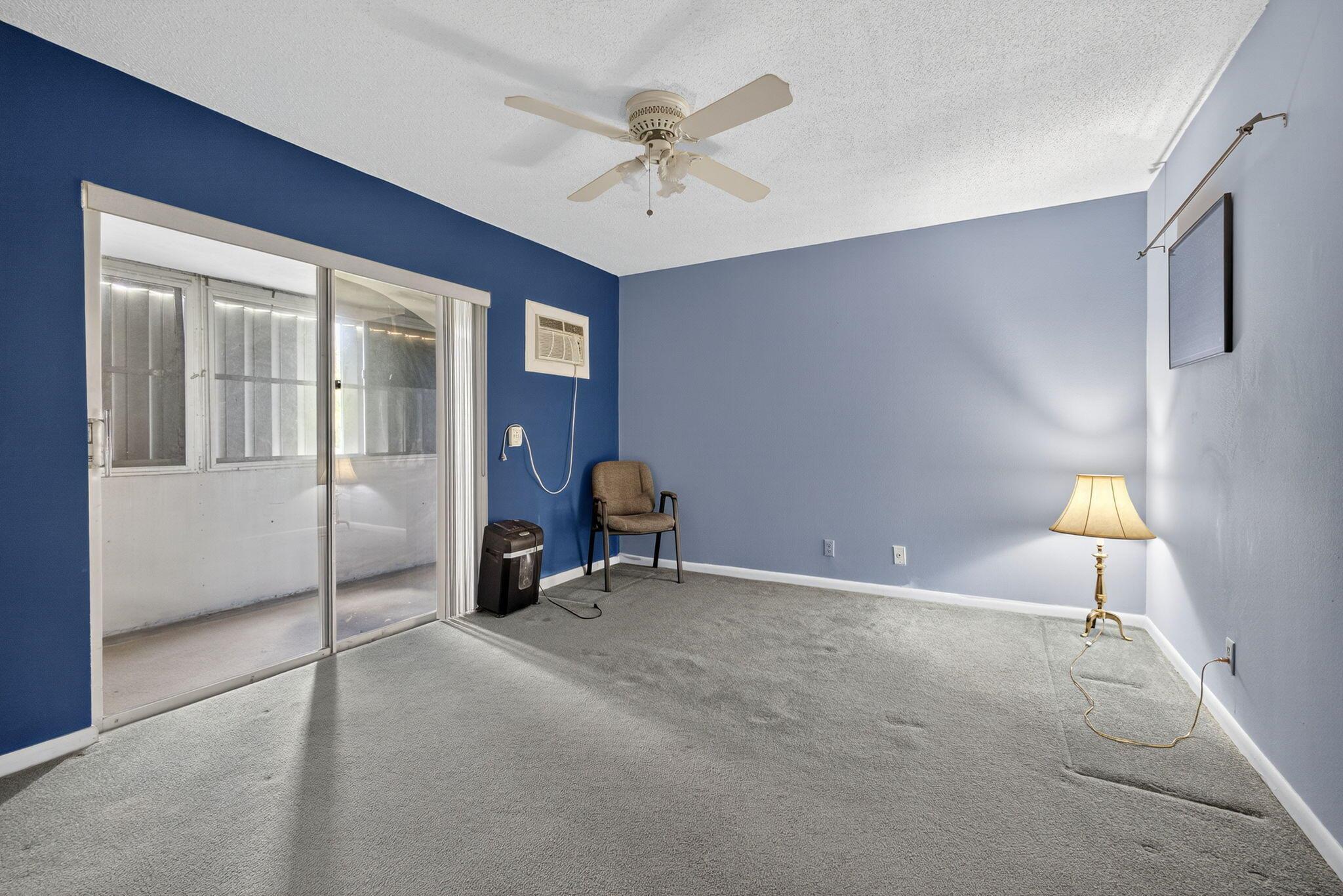 CENTURY VILLAGE - WINDSOR - Residential
