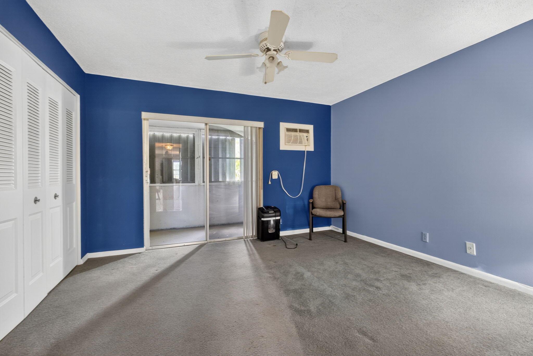 CENTURY VILLAGE - WINDSOR - Residential