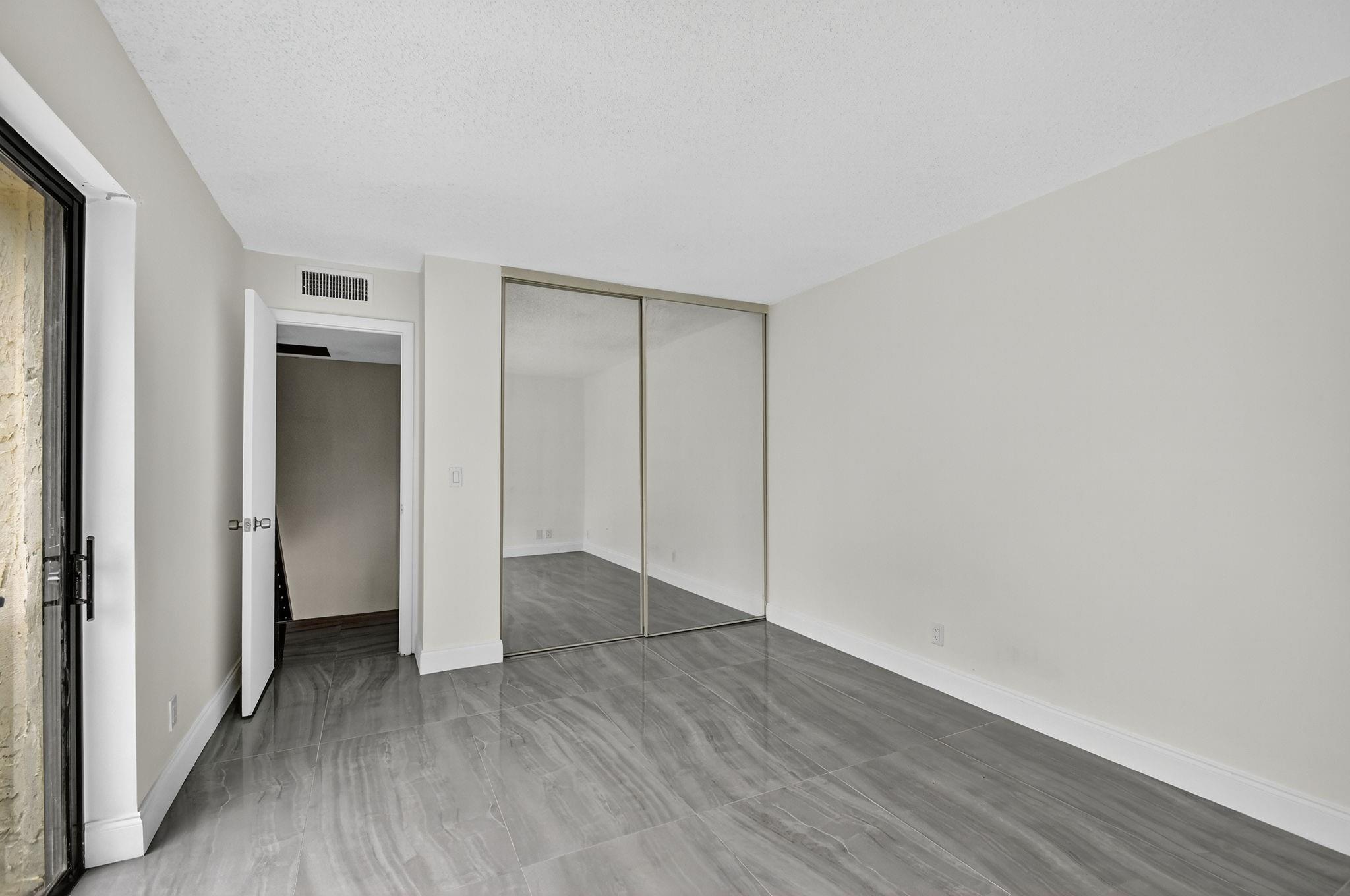 Forest Lakes - Residential