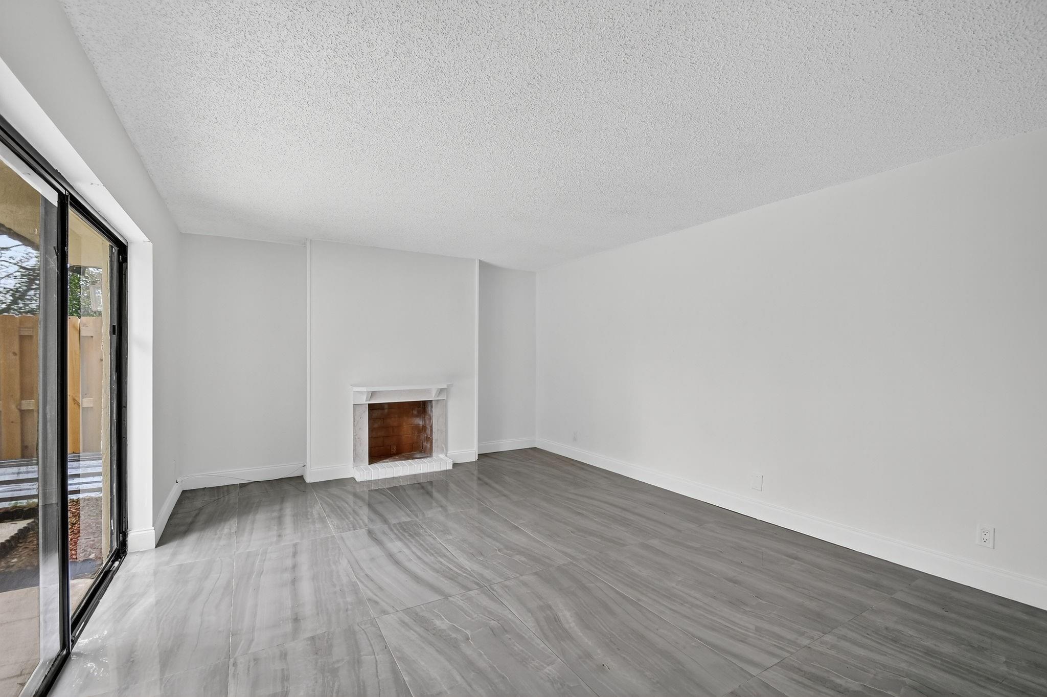 Forest Lakes - Residential