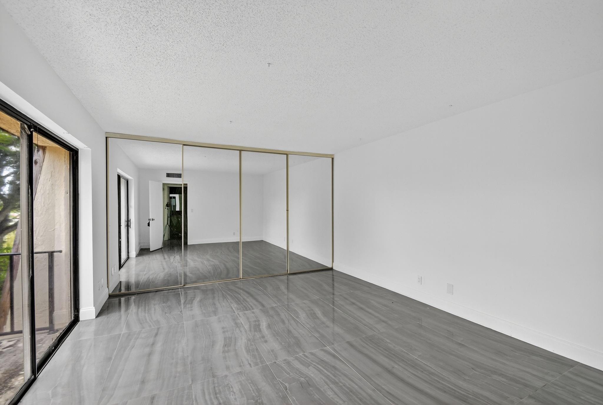 Forest Lakes - Residential