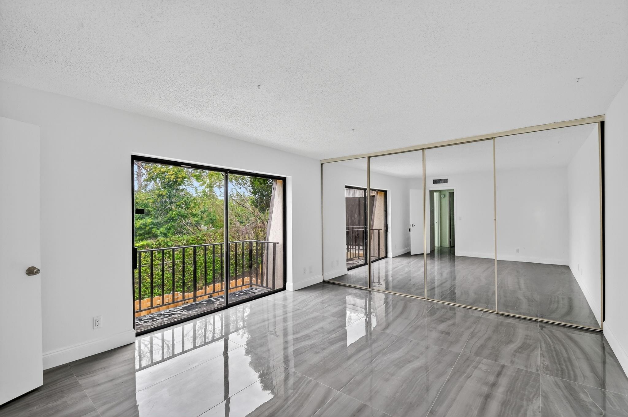 Forest Lakes - Residential