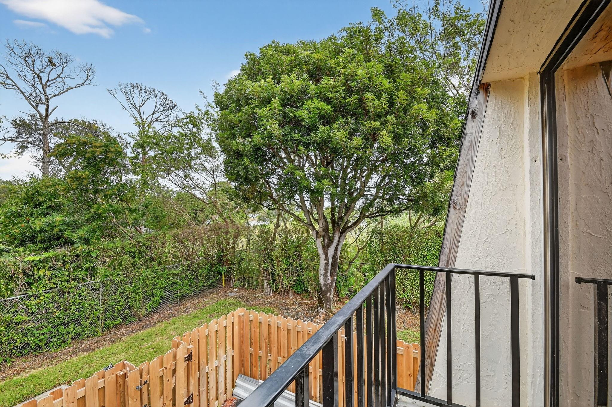 Forest Lakes - Residential