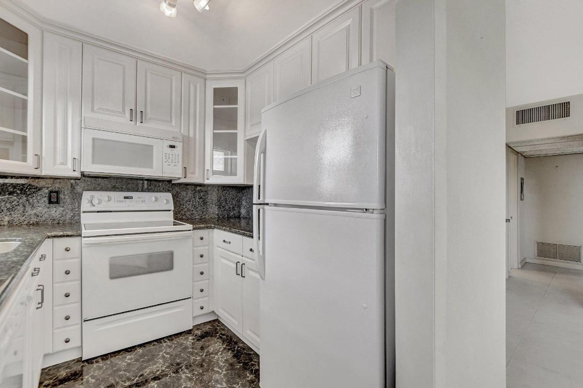 SAN REMO CONDO - Residential