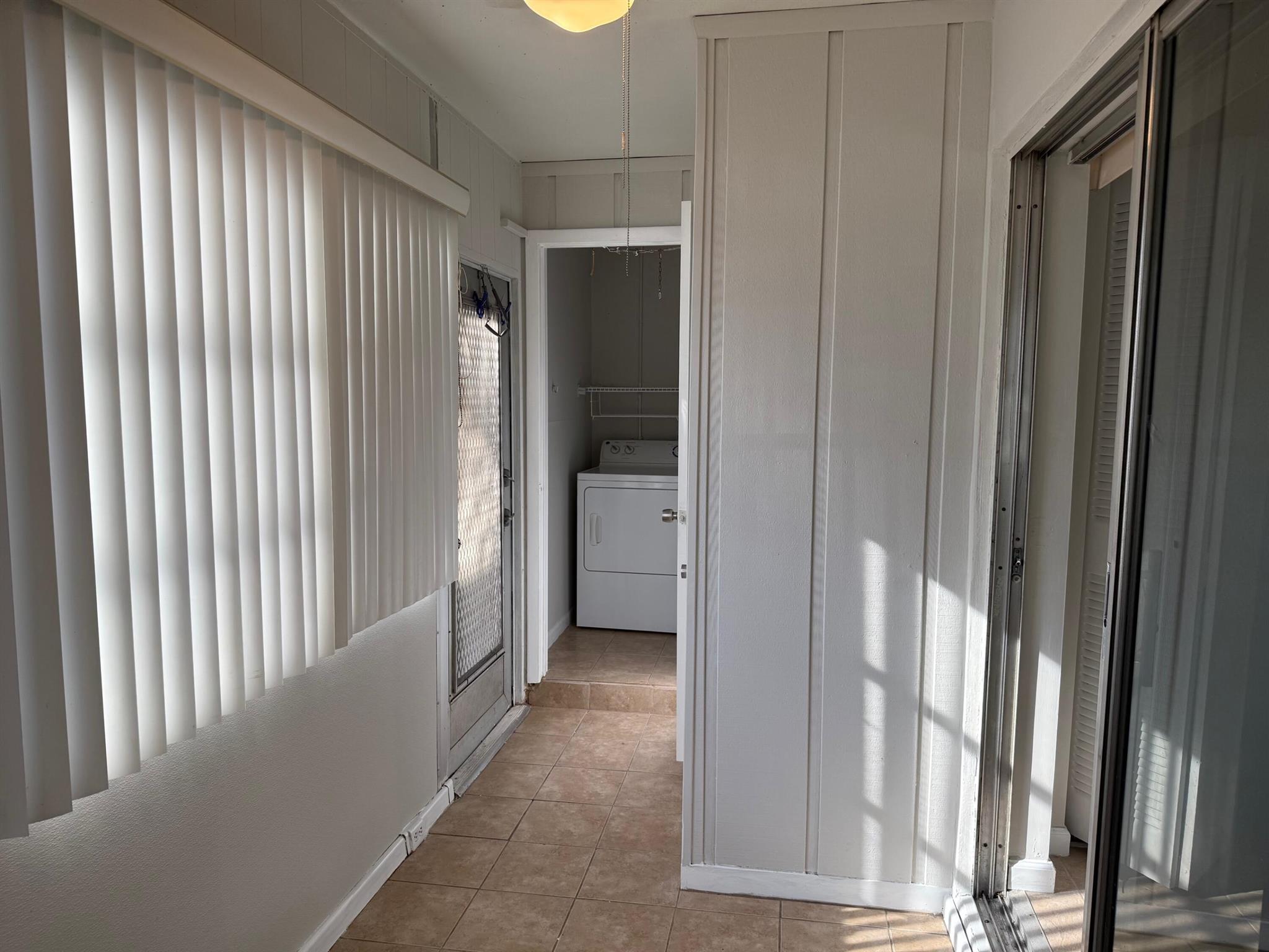 KINGS POINT FLANDERS COND - Residential