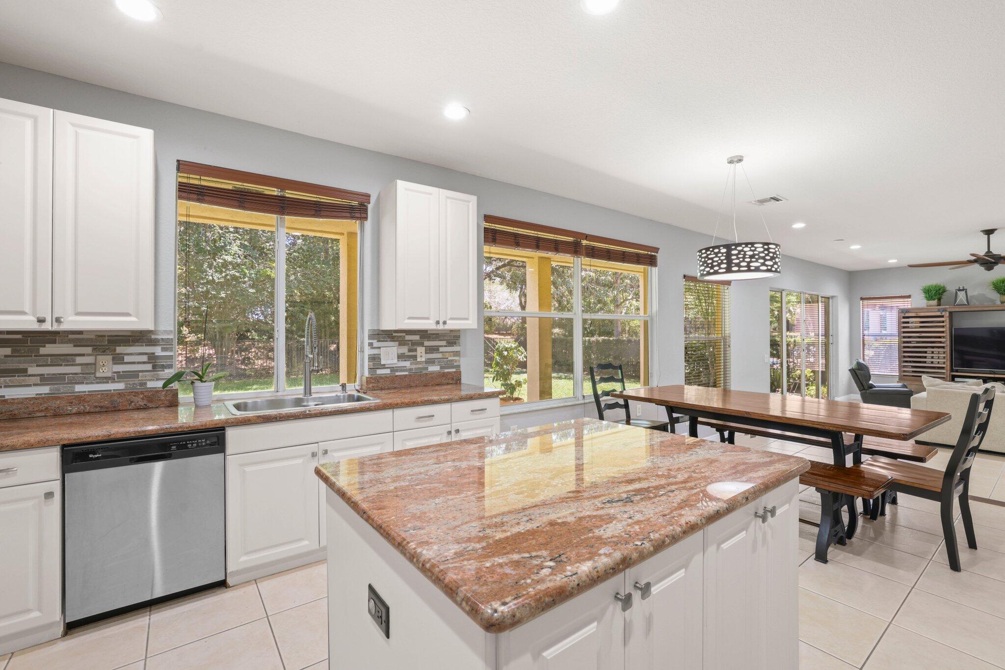 CANYON ISLES 3 - Residential
