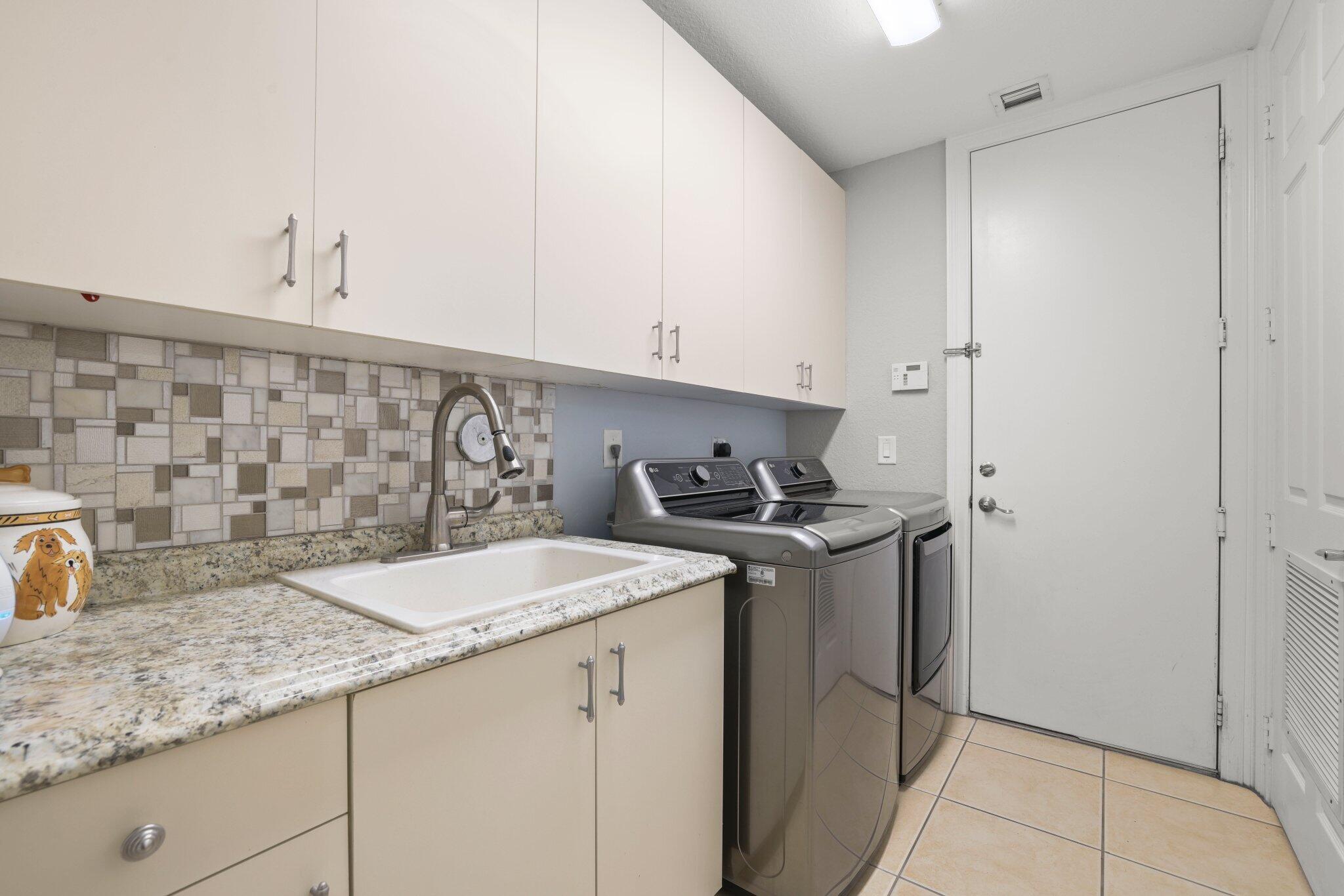 CANYON ISLES 3 - Residential