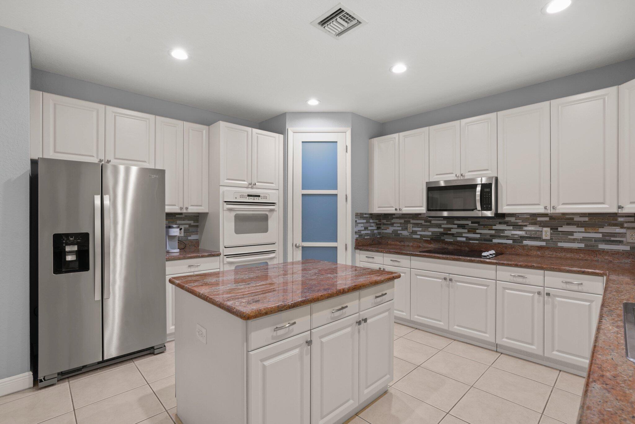 CANYON ISLES 3 - Residential